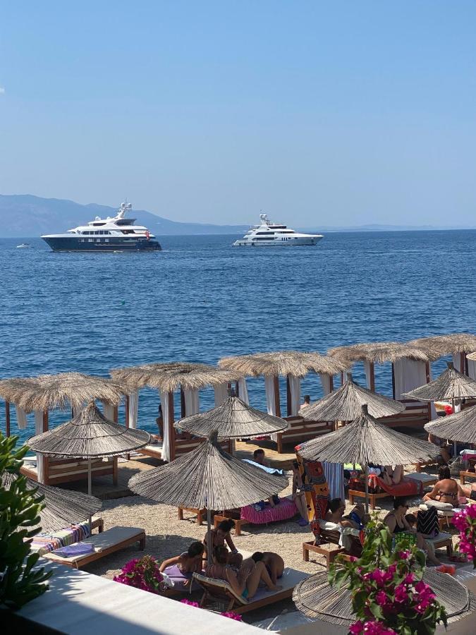 Saranda Luxury Apartments Exterior photo